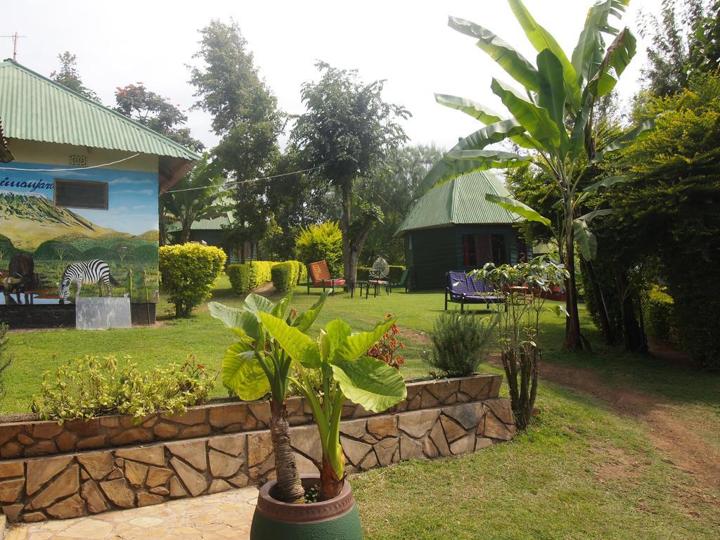 Songota Falls Lodge Arusha Exteriör bild